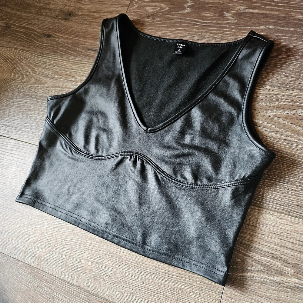 Faux Leather Cropped Tank Top Sexy Party - Picture 2 of 7